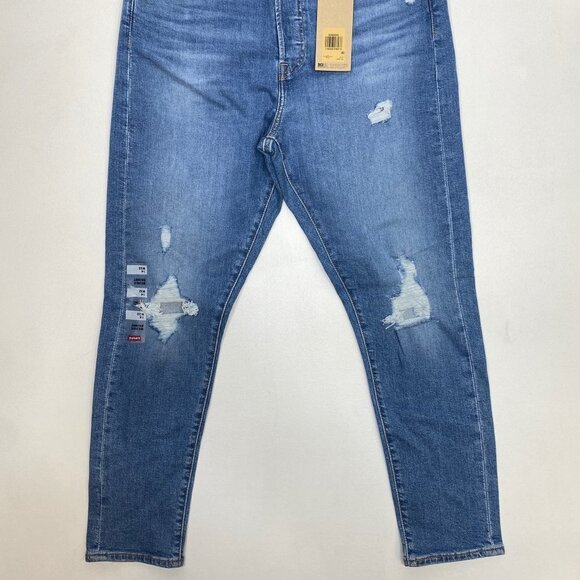 Levi's Wedgie Destructed High Rise Skinny Jeans - Picture 4 of 11